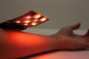 Flexible OLED array detects blood oxygen